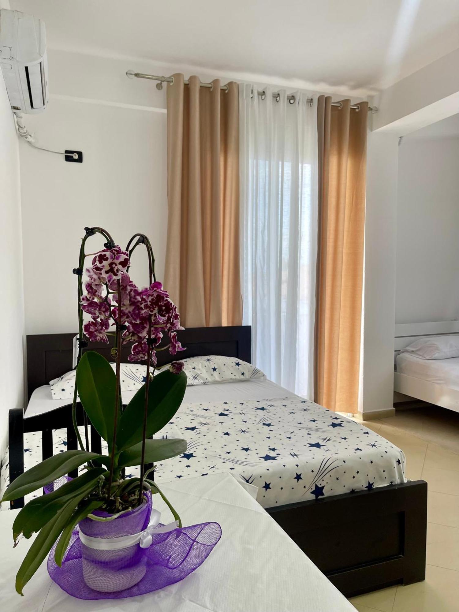 Marra'S Rooms Durrës Eksteriør bilde